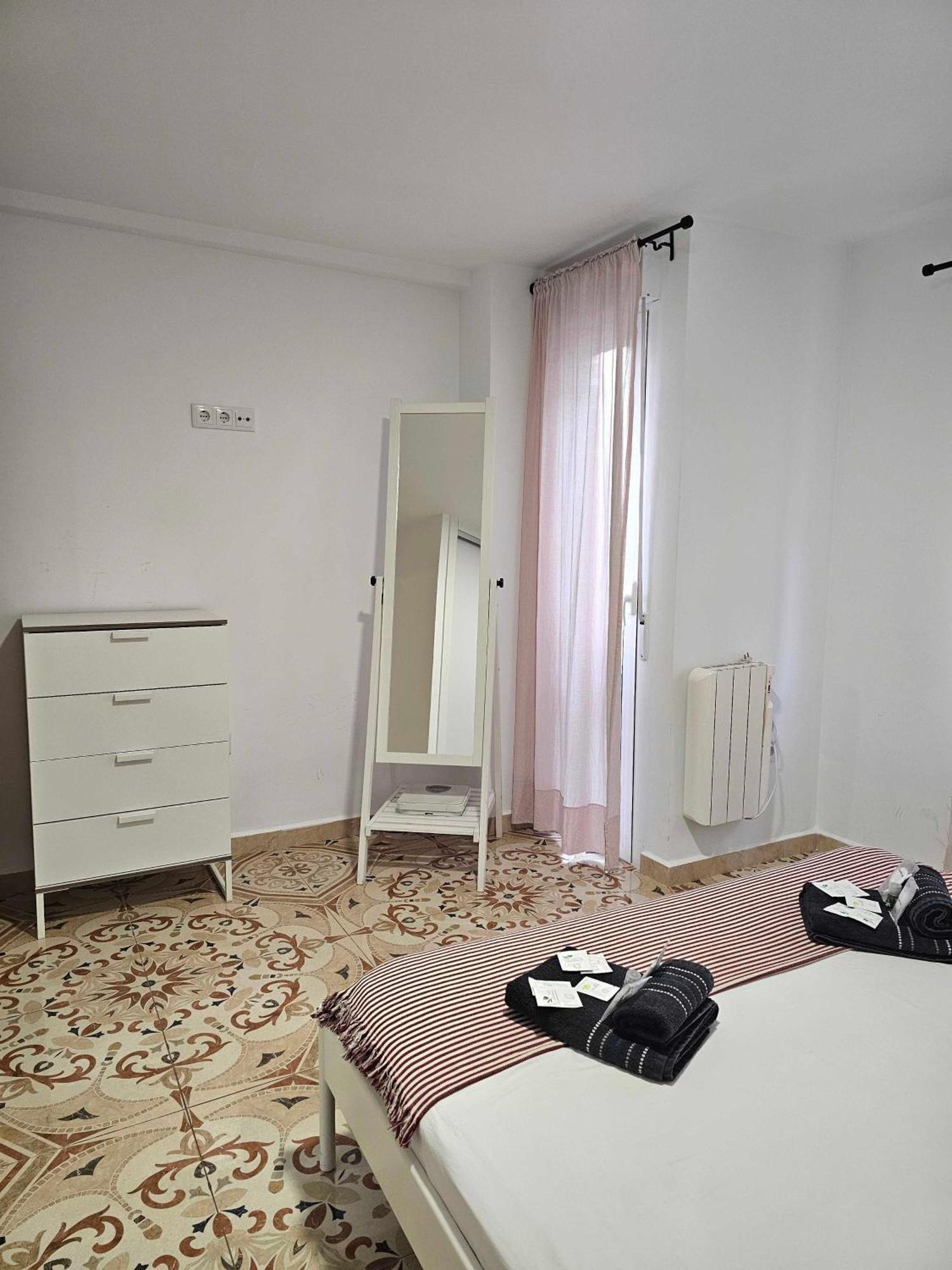 Suncastle Apartamentos Alicante -With Sunny Rooftop Terrace And Barbecue Buitenkant foto