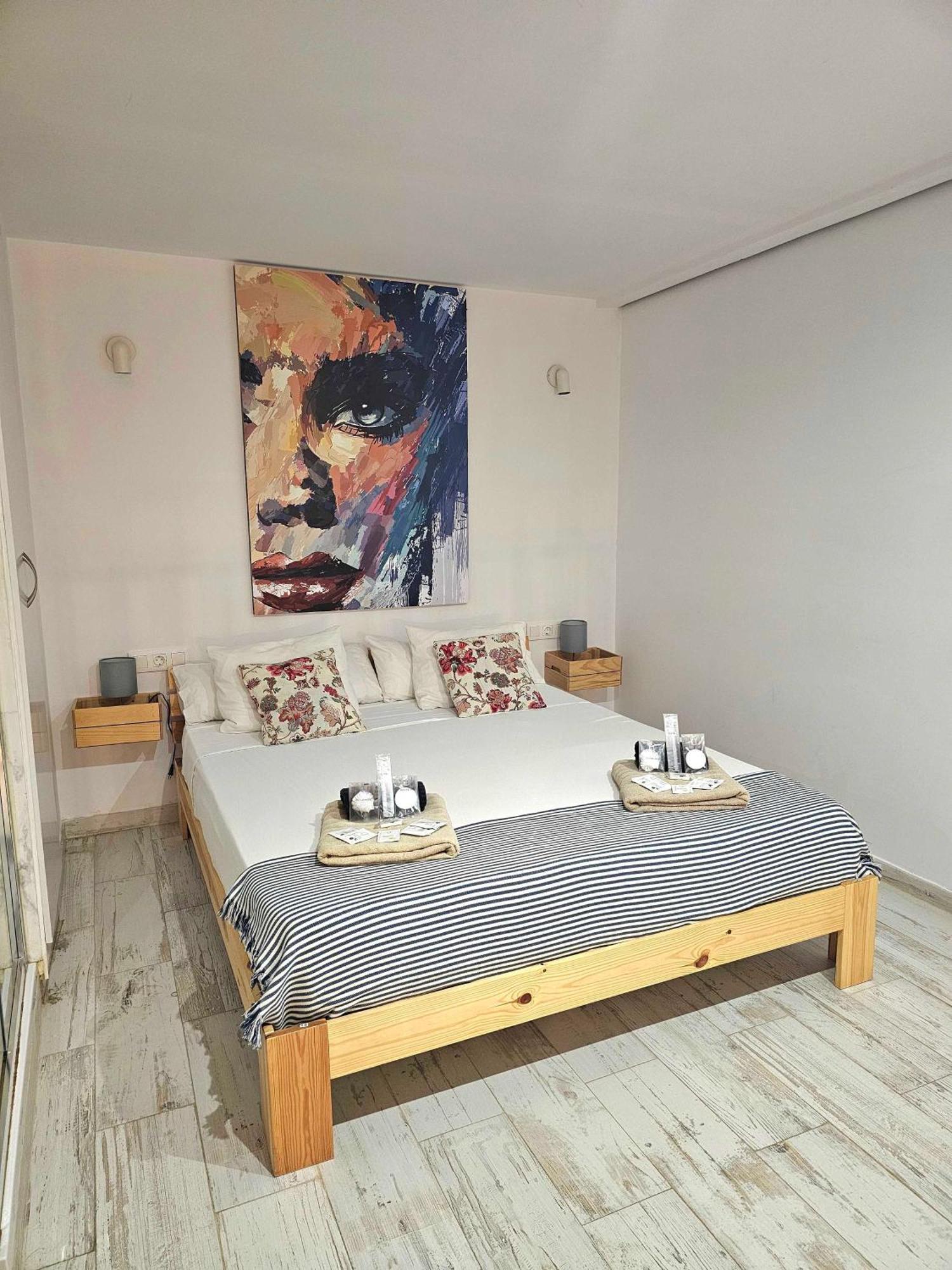 Suncastle Apartamentos Alicante -With Sunny Rooftop Terrace And Barbecue Buitenkant foto