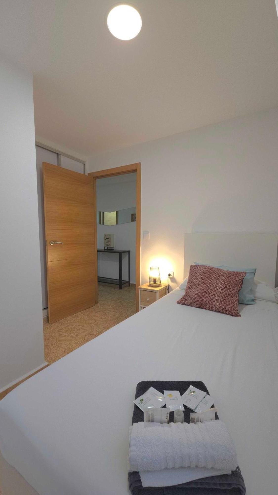 Suncastle Apartamentos Alicante -With Sunny Rooftop Terrace And Barbecue Buitenkant foto