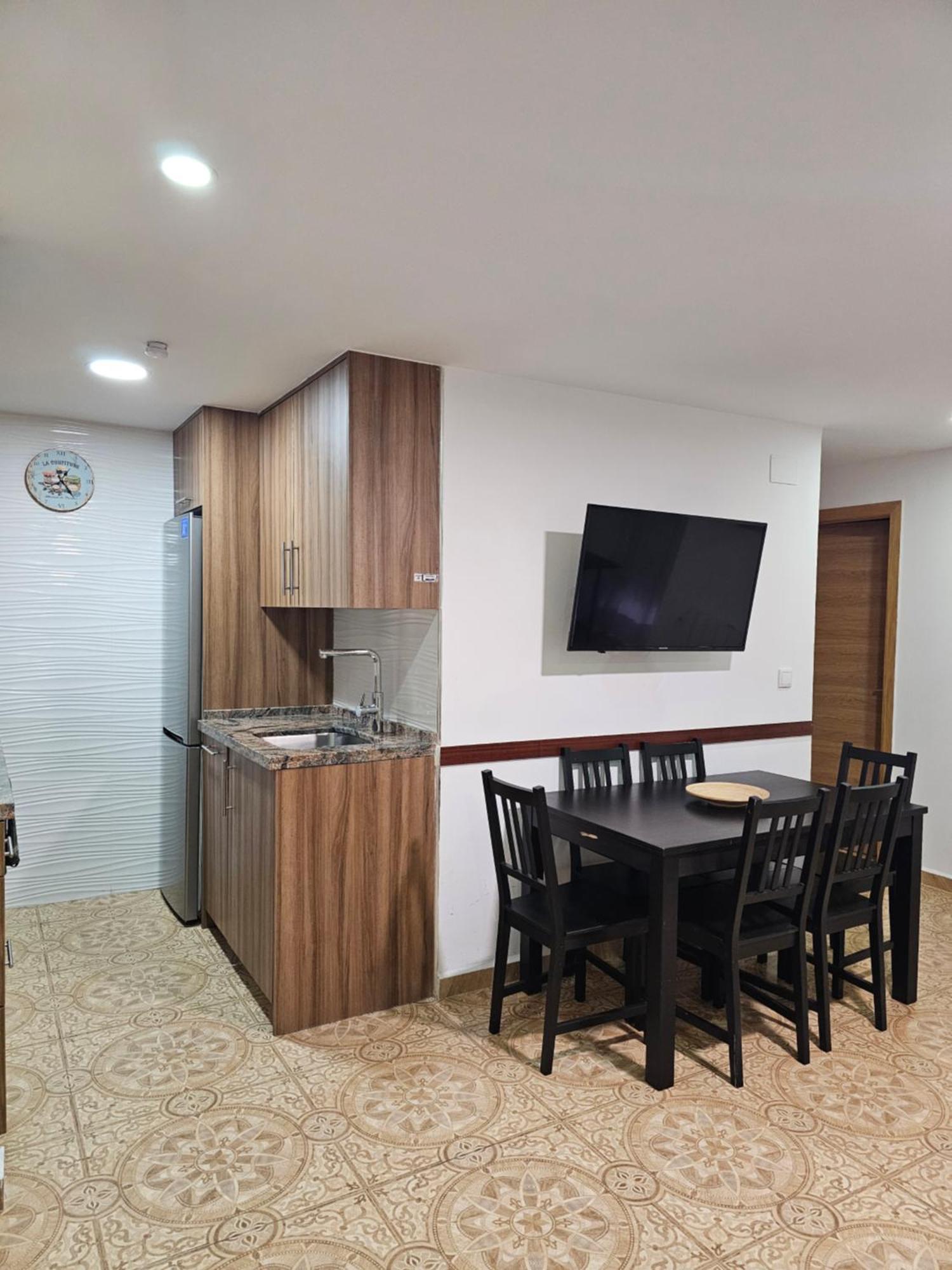 Suncastle Apartamentos Alicante -With Sunny Rooftop Terrace And Barbecue Buitenkant foto